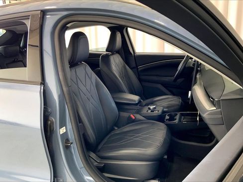 Used 2023 Ford Mustang Mach-E Select RWD image 16