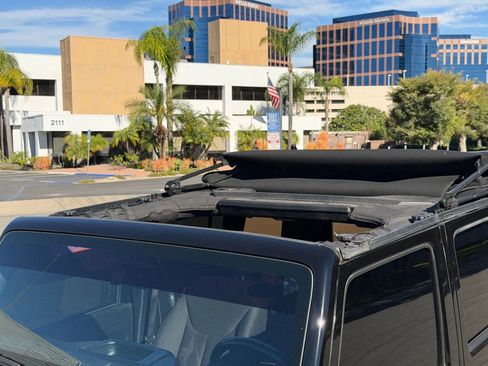 Used 2018 Jeep Wrangler Unlimited Sport S image 20