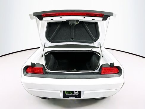 Used 2012 Dodge Challenger R/T image 26