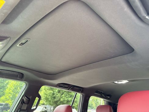 Used 2023 Lexus GX 460 Premium w/ Premium Package AWD/4WD image 17