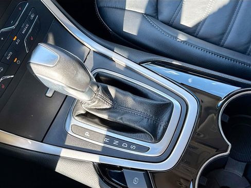 Used 2018 Ford Edge SEL w/ Equipment Group 201A image 21