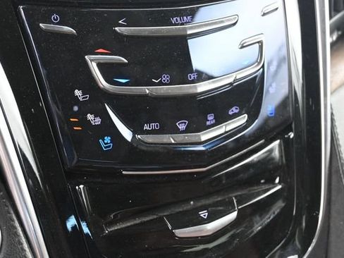 Used 2018 Cadillac Escalade ESV Premium Luxury AWD/4WD image 27