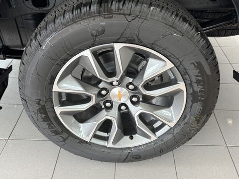 New 2026 Chevrolet Silverado 1500 LT w/ All Star Edition Plus AWD/4WD image 7