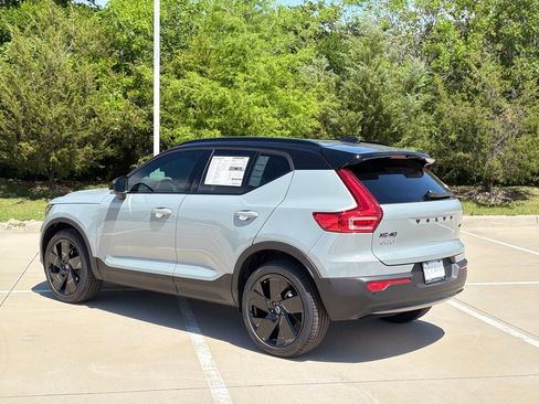 New 2026 Volvo XC40 B5 Ultra w/ Protection Package Premier image 4