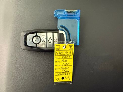 Used 2025 Ford F150 Raptor AWD/4WD image 41