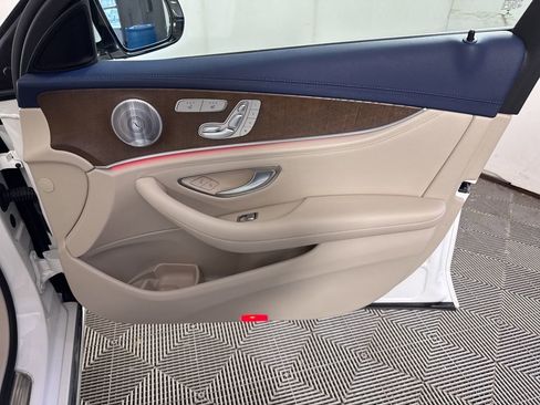 Used 2020 Mercedes-Benz E 450 4MATIC Wagon w/ Premium Package image 13