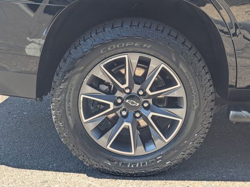 Used 2023 Chevrolet Tahoe Z71 w/ Off-Road Capability Package image 7