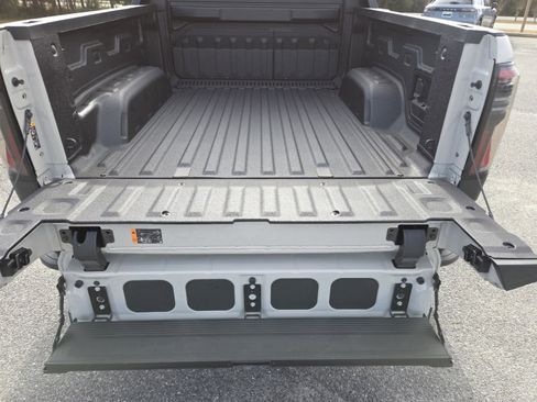 New 2026 GMC Sierra EV Elevation image 21