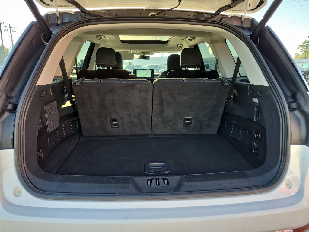 Used 2025 Lincoln Aviator AWD w/ Equipment Group 101A image 31