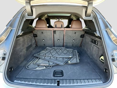 Used 2026 BMW iX xDrive60 image 28