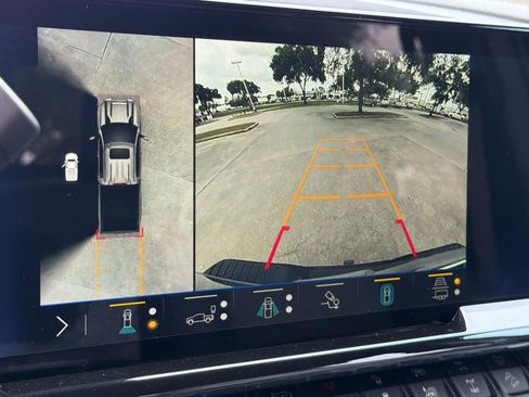 New 2026 Chevrolet Silverado 2500 ZR2 AWD/4WD image 25