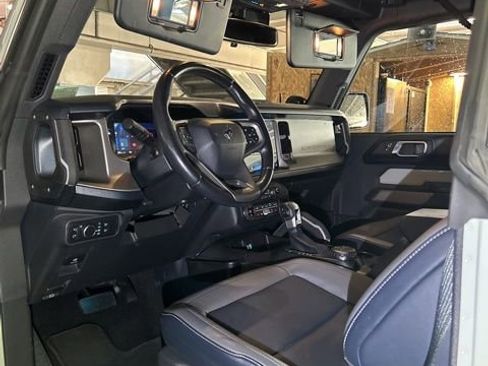 Used 2021 Ford Bronco Outer Banks AWD/4WD image 9
