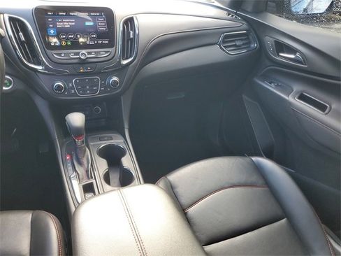 Used 2022 Chevrolet Equinox RS w/ RS Leather Package image 15
