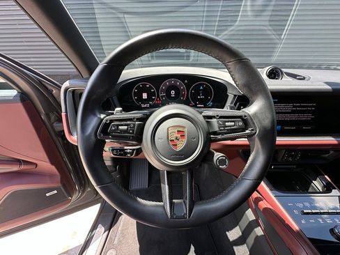 Certified 2024 Porsche Cayenne AWD/4WD image 21