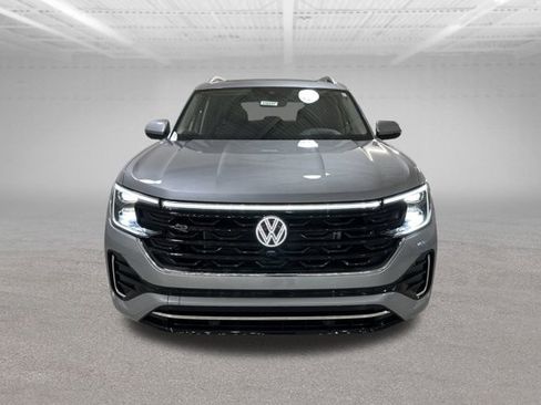 New 2026 Volkswagen Atlas SEL Premium R-Line AWD/4WD image 2