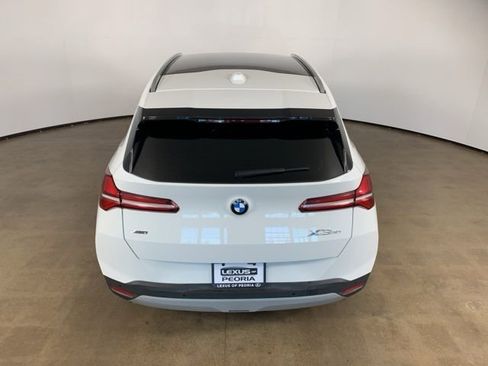 Used 2025 BMW X3 xDrive30i w/ Convenience Package image 11