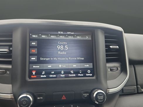 Used 2020 RAM 1500 Big Horn AWD/4WD image 16