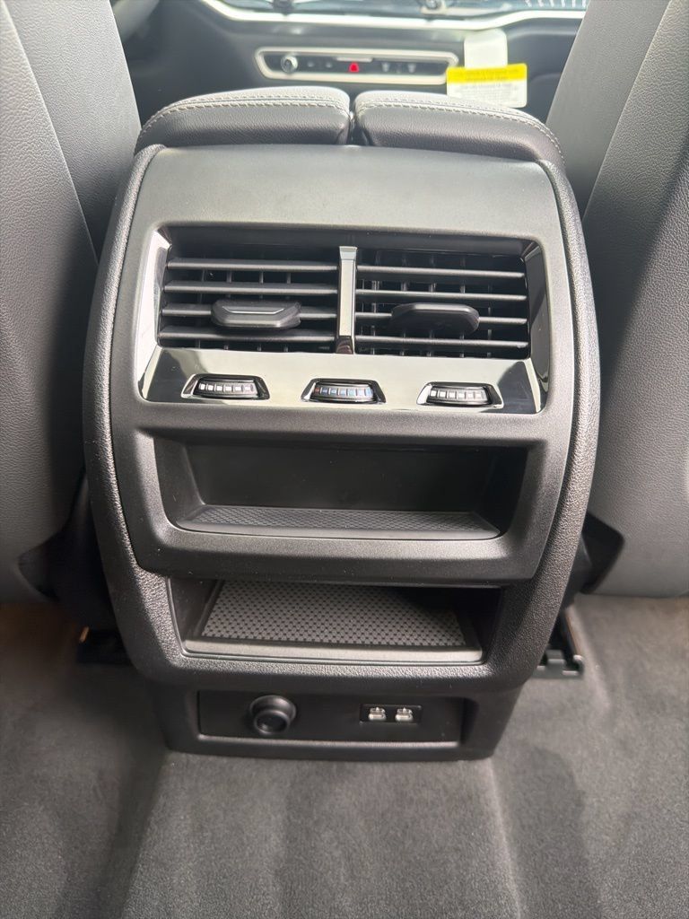 New 2026 BMW X5 xDrive40i AWD/4WD image 17