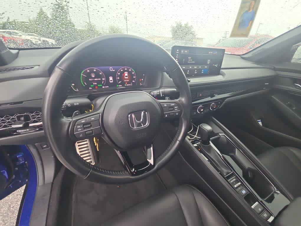 Used 2024 Honda Accord Sport image 13