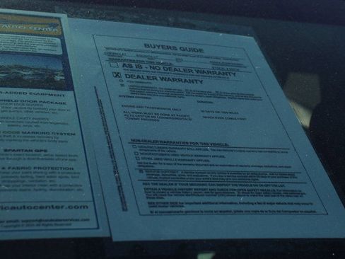 Used 2023 Chevrolet Equinox LT w/ Driver Convenience Package image 46