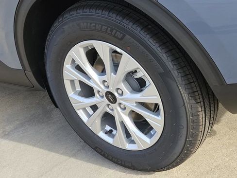 New 2026 Ford Escape Active image 9