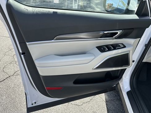 Used 2024 Kia Telluride S w/ S Sunroof Package image 11