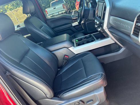 Used 2022 Ford F350 Lariat w/ Tremor Off-Road Package AWD/4WD image 12