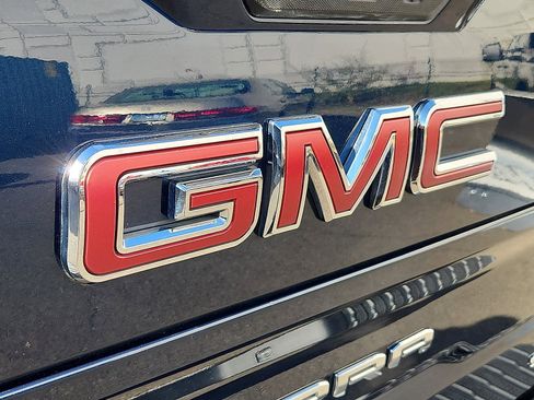 Used 2021 GMC Sierra 1500 SLT w/ SLT Convenience Package image 30