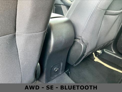 Used 2021 Ford Escape SE AWD/4WD image 10
