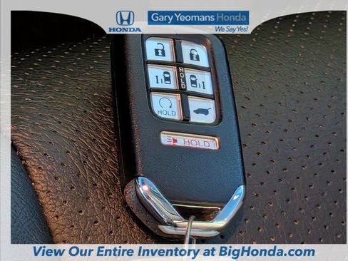 Certified 2024 Honda Odyssey EX image 32
