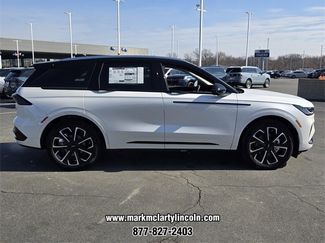 New 2026 Lincoln Nautilus Reserve video 2