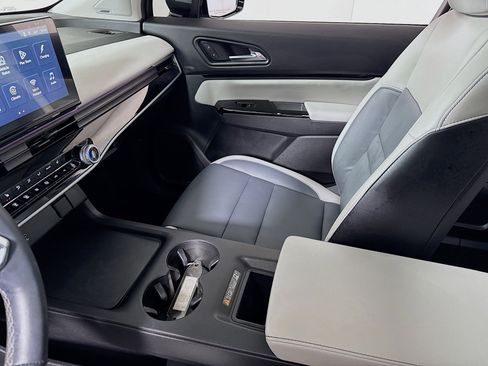 Used 2024 Honda Prologue Touring image 26