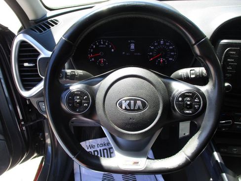 Used 2021 Kia Soul GT-Line FWD image 15