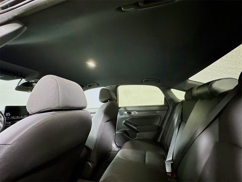 Used 2024 Honda Civic Sport image 13