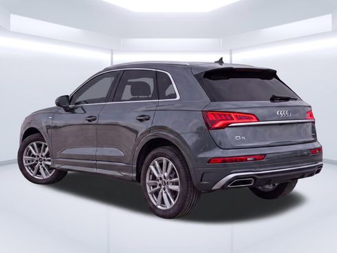 Used 2024 Audi Q5 2.0T Premium AWD/4WD image 3