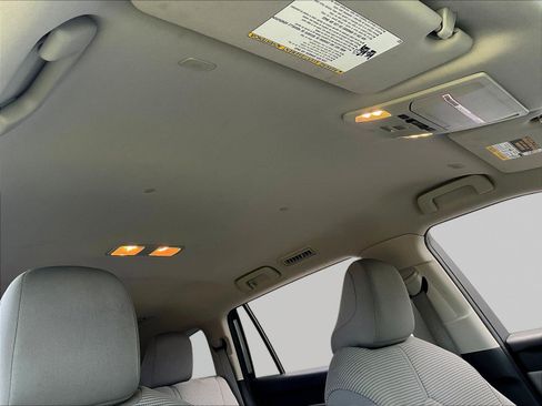 Used 2023 Toyota Highlander L AWD/4WD image 28
