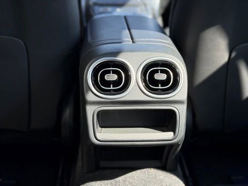 Used 2022 Mercedes-Benz C 300 4MATIC Sedan image 46
