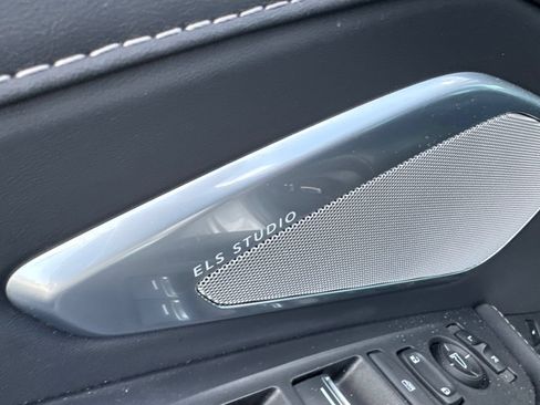 Used 2023 Acura RDX FWD w/ Technology Package image 9