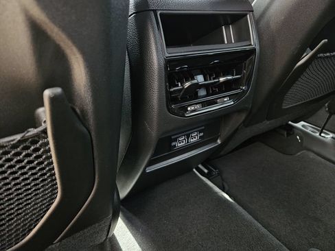 New 2026 Jeep Grand Cherokee Laredo RWD image 10