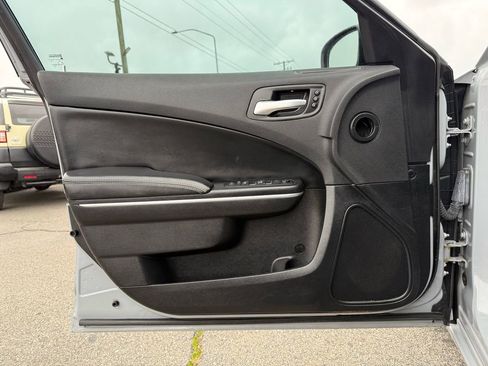Used 2021 Dodge Charger SXT w/ Leather Interior Group image 11