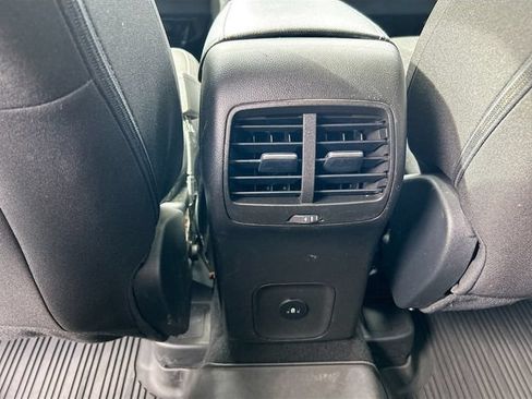Certified 2024 Ford Escape Active AWD/4WD image 32