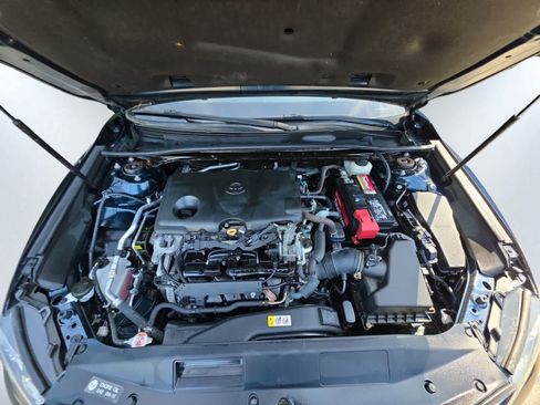 Used 2018 Toyota Camry SE w/ Audio Package FWD image 8
