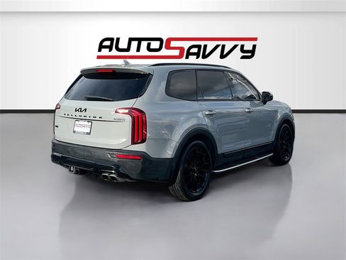 Used 2022 Kia Telluride SX w/ SX Prestige Package image 7