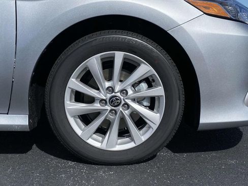 Used 2024 Toyota Camry LE w/ Convenience Package image 14