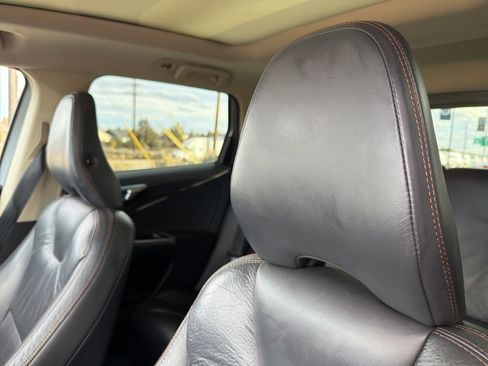 Used 2012 Volvo XC60 T6 image 15