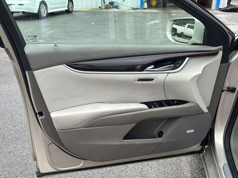 Used 2014 Cadillac XTS Platinum AWD/4WD image 15
