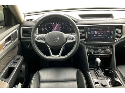 Used 2021 Volkswagen Atlas SEL image 6