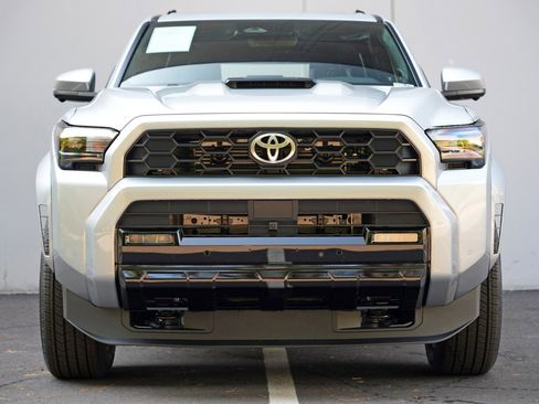 Used 2026 Toyota 4Runner TRD Sport Premium AWD/4WD image 7