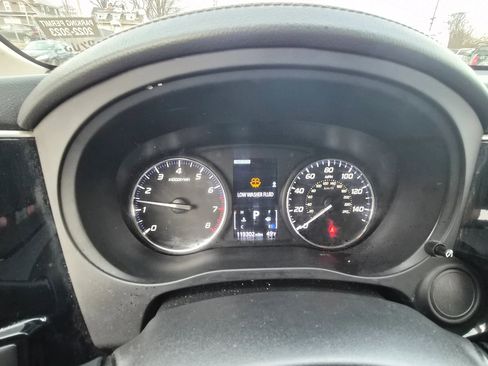 Used 2020 Mitsubishi Outlander ES image 37