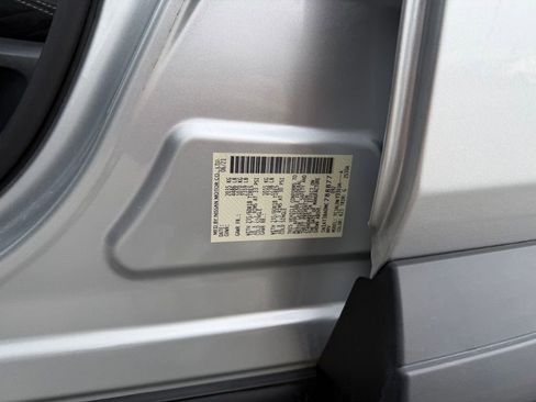 Used 2021 Nissan Rogue SV FWD image 31